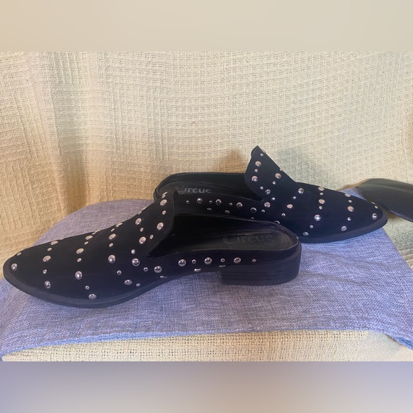 Circus By Sam Edelman Lucille Studded Mules - Picture 3 of 6
